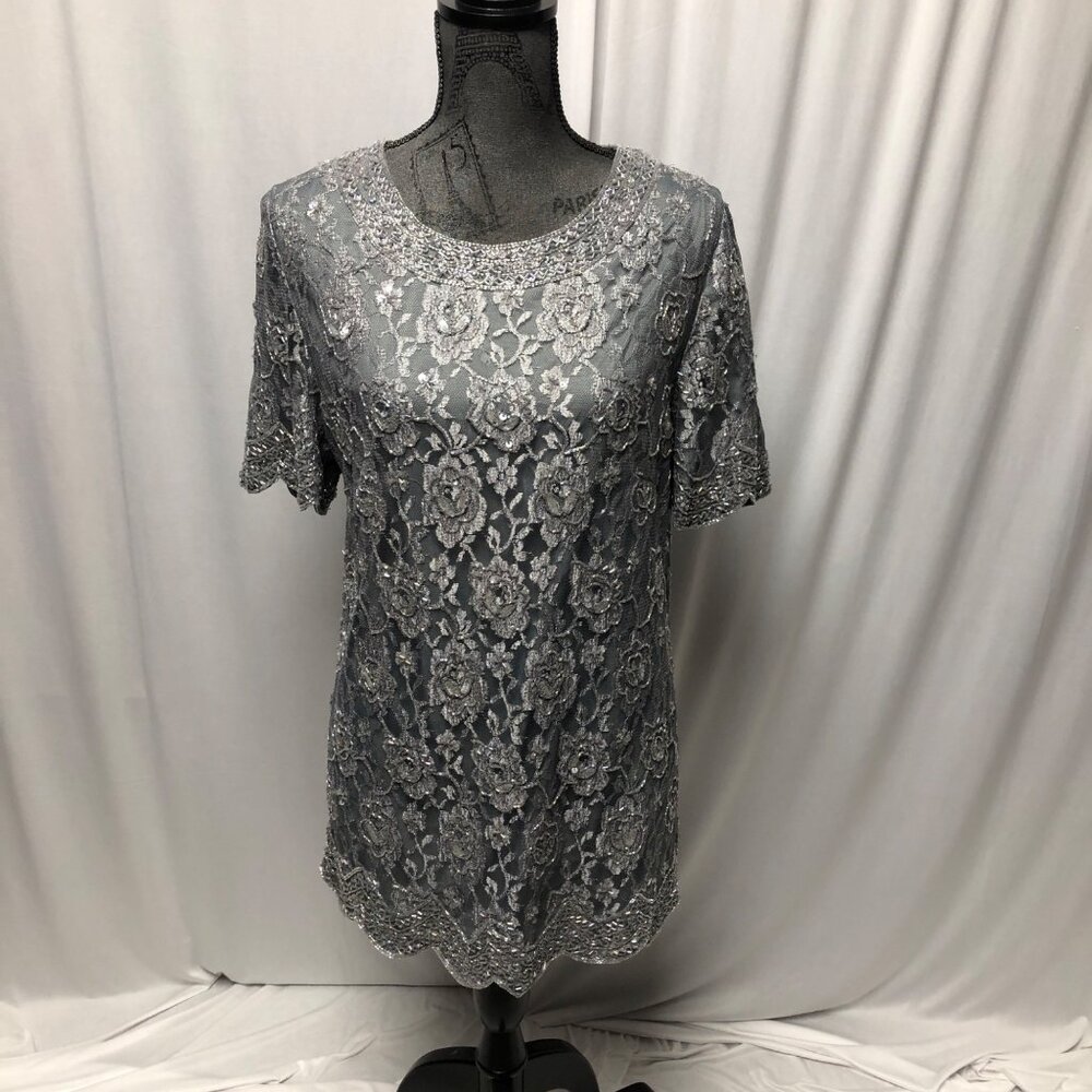 Candlelight and Champagne Top Womens Size Large Beaded Floral Lace Silver Gray